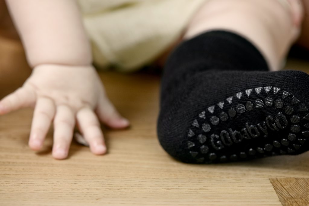 GoBabyGo nonslip socks_Black (1)