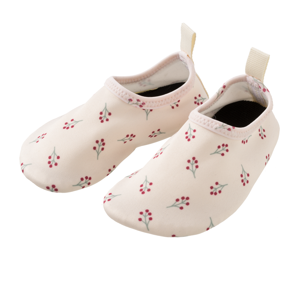 Fresk-SW2380-09-UV-Swim-shoes-Berries