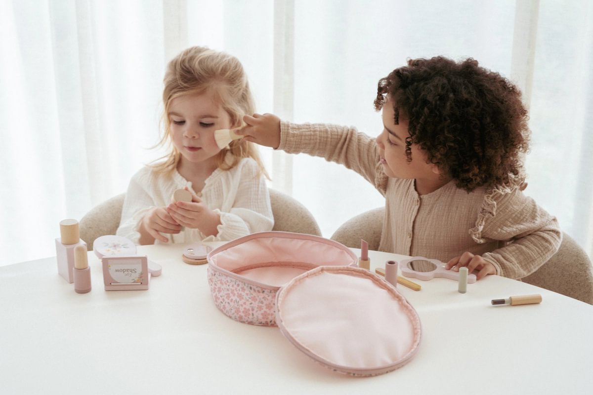 make-up-set-ld2515-6 – Medium