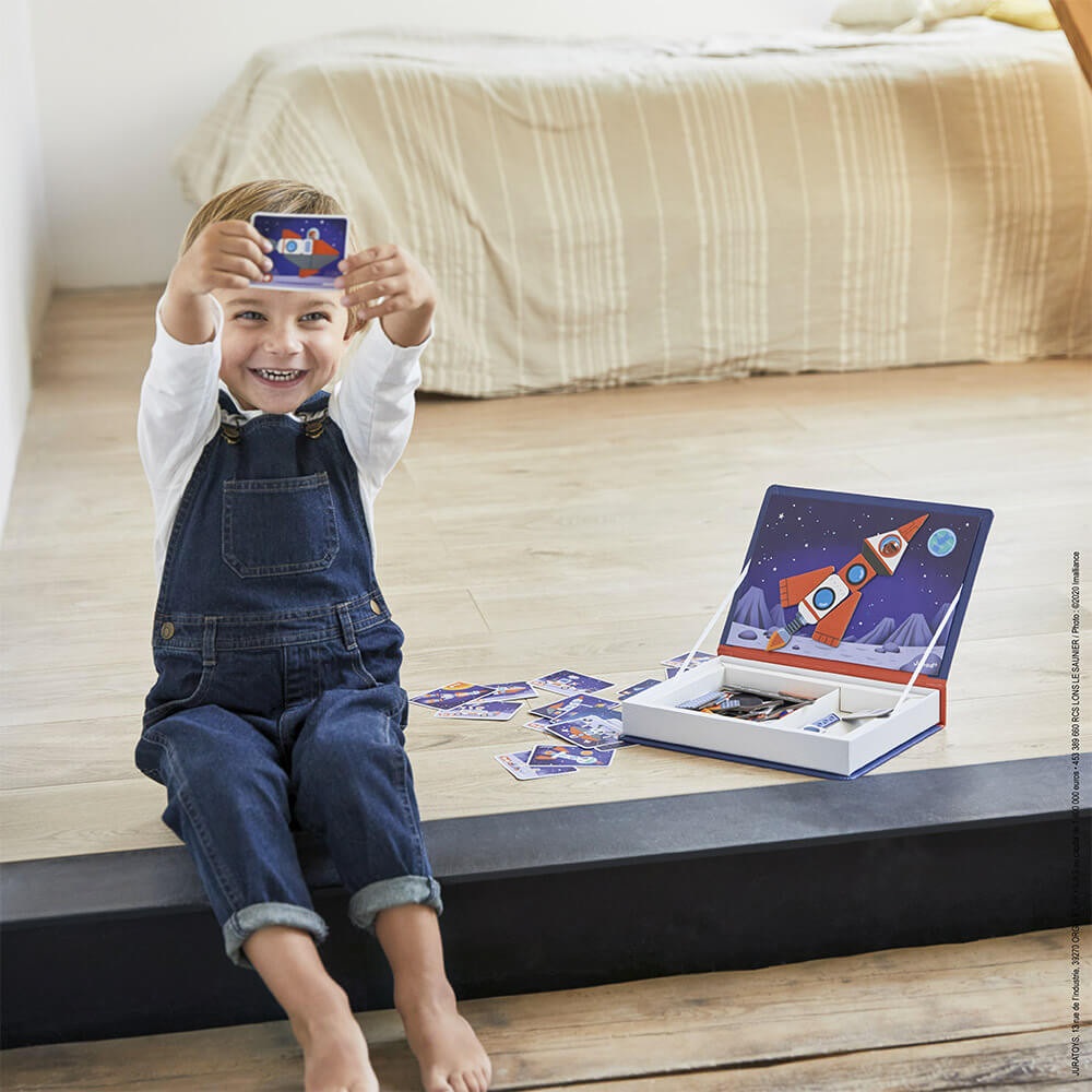 space-magneti-book-52-magnets (1)