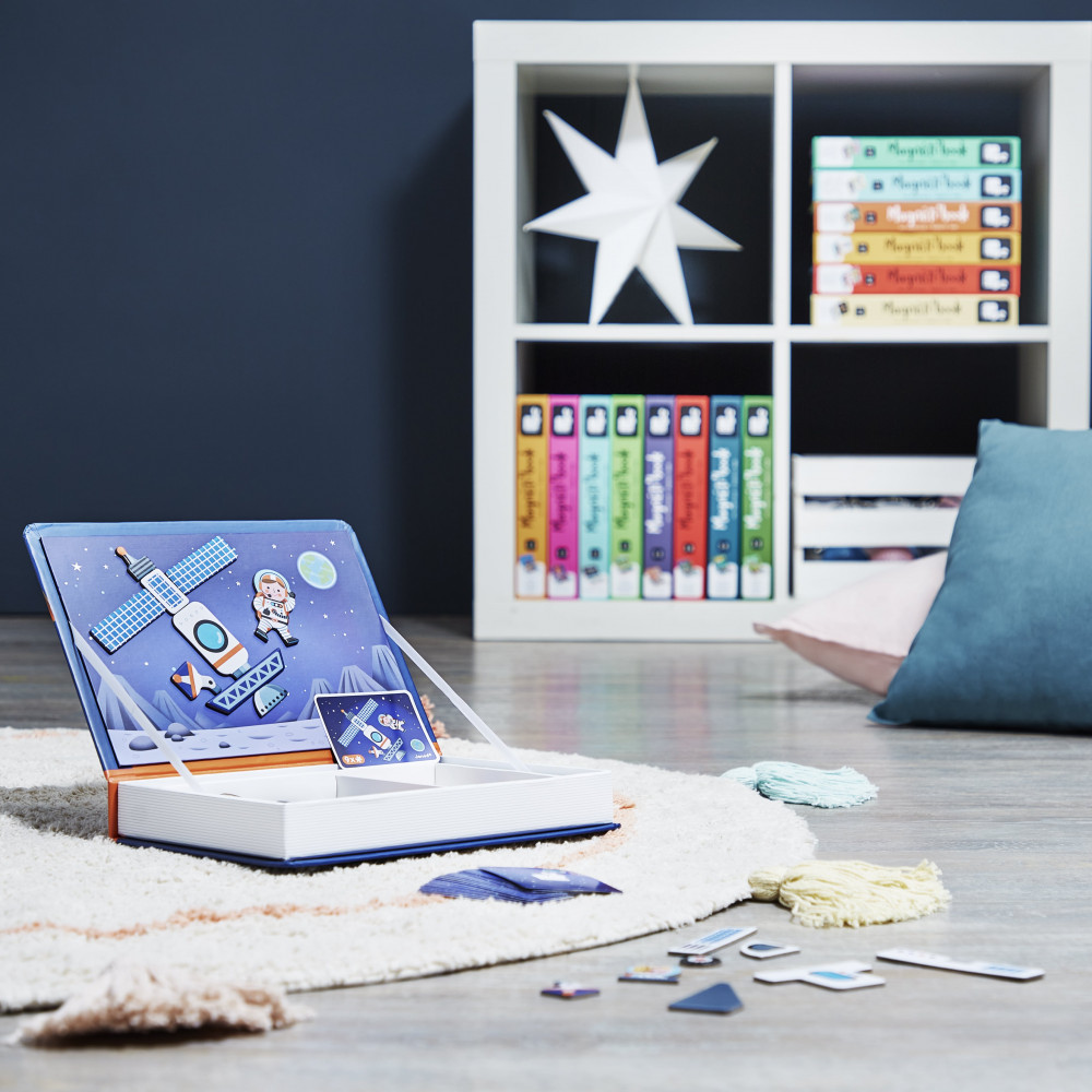 space-magneti-book-52-magnets (3)