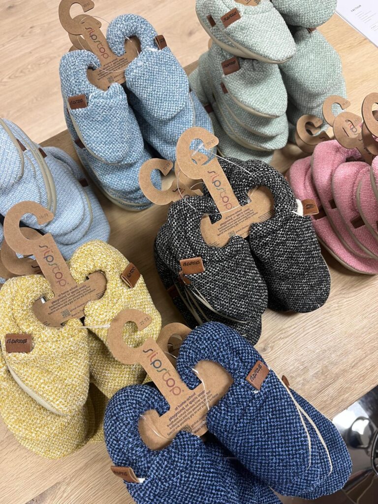 d7d78beb-712f-4033-aa9a-c7f80073b5fc